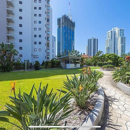 Broadbeach Travel Inn Apartments Gold Coast Eksteriør billede