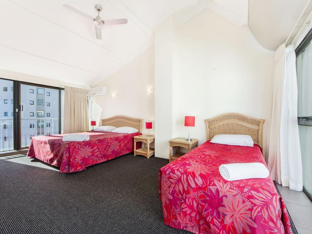 Broadbeach Travel Inn Apartments Gold Coast Eksteriør billede