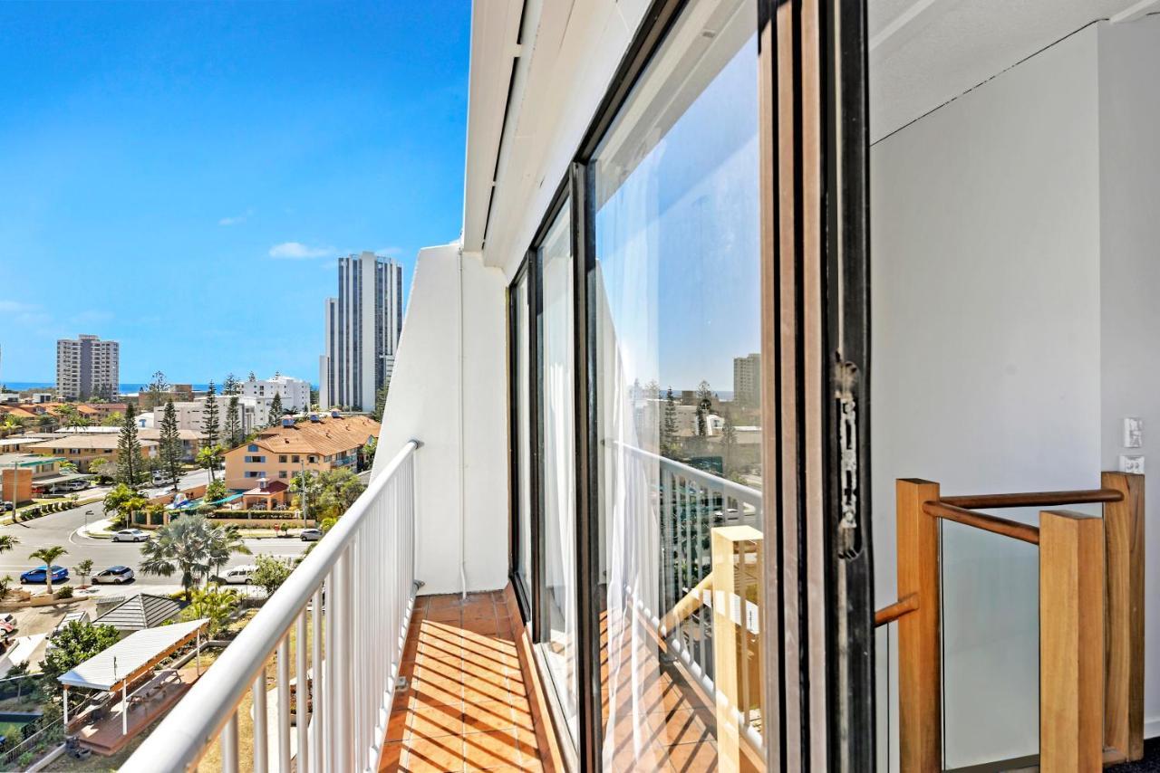 Broadbeach Travel Inn Apartments Gold Coast Eksteriør billede